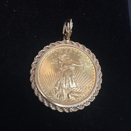1 oz American Gold Eagle Bullion Coin In Gold Jewelry Bezel